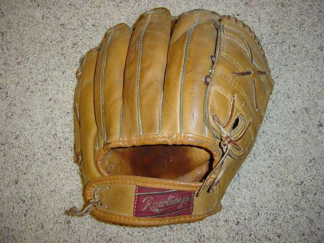 Mickey Mantle Rawlings MM5 Back